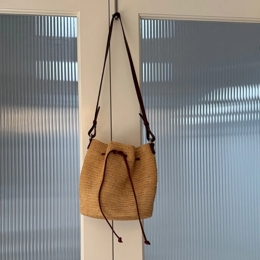 Sezane Farrow Rafia bucket bag - Picture 3 of 5